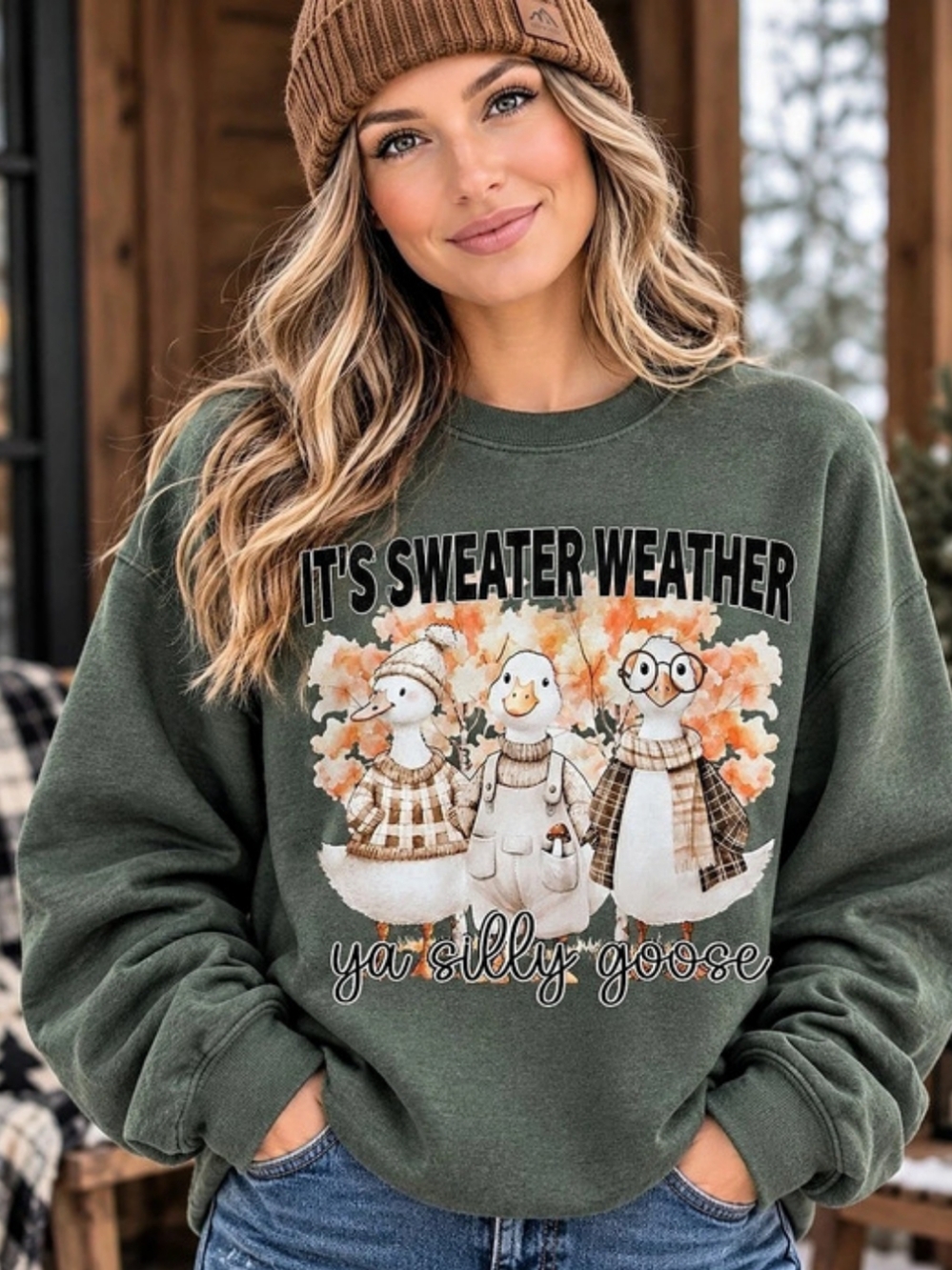Graphic Silly Goose Sweatshirt in Green